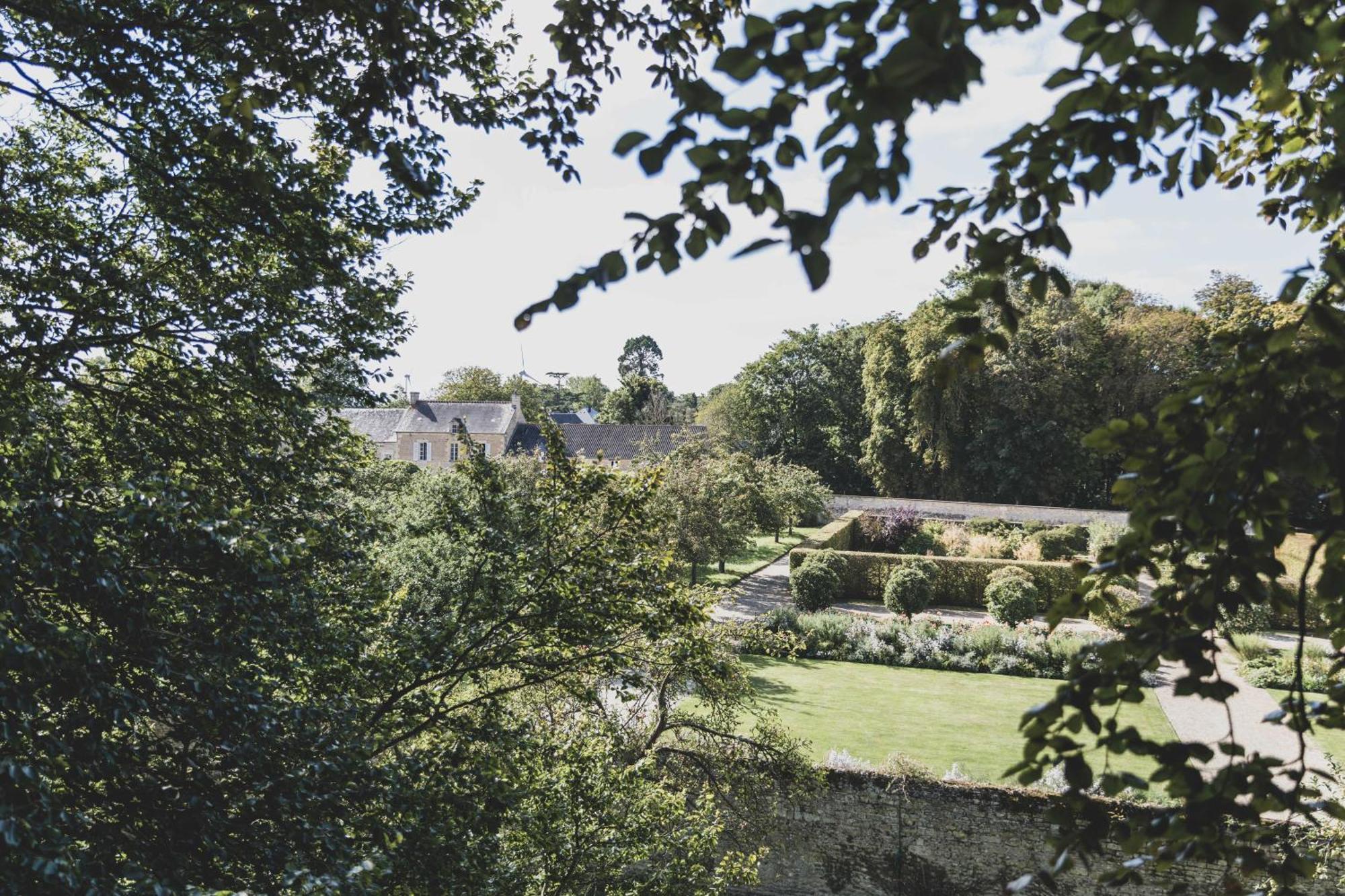 Chateau D'Audrieu Exteriér fotografie